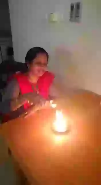 Lady Cannon Filling The Ammo