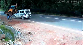 Jeep Driver Just Saved Everything