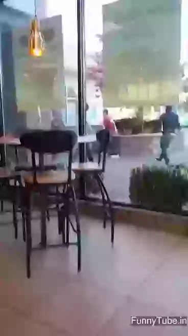 1 Kick Cost 3 Phones and 1 Wallet LOL