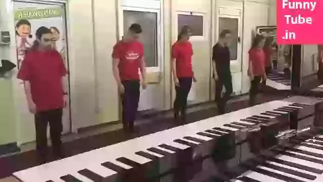 Amazing Dance With Piano Play Must Watch