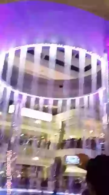 Amazing Fountain show at mall