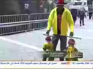 Amazing puppet dance