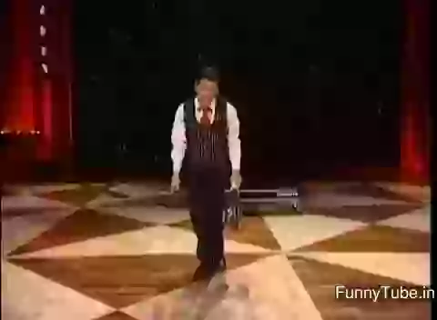 Amazing talent of piano and balls