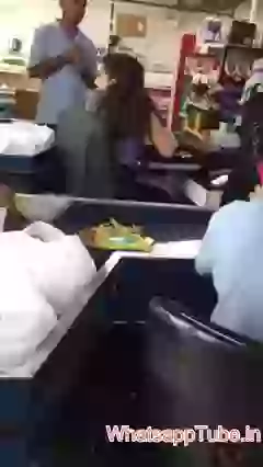 Arab Girl Theft at mall