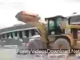 Buldozer Stunt Interesting