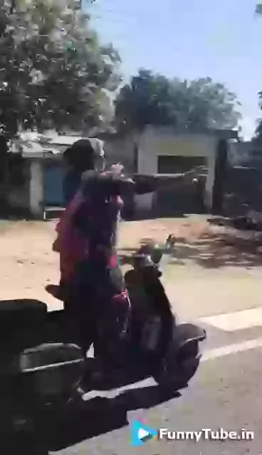 Bullet Rani Amazing Lady Stunt On Scooter