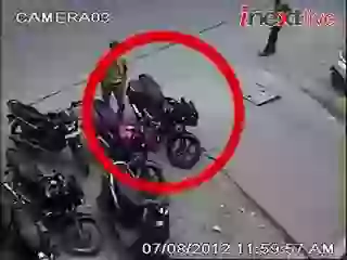CCTV video bike ki chori