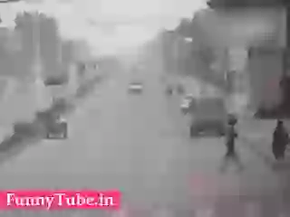 Crazy Girl Cause Bike Accident