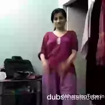 Cute Desi Girl Dance Smash