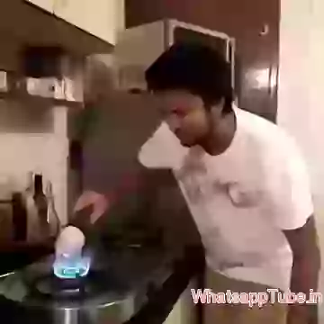 Funny Cricket video Hot Ball