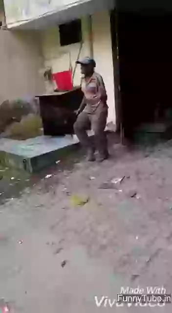 Funny Dance By Daddu Rocks