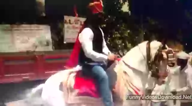 Funny Dulha On The Floor