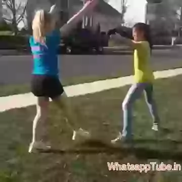 Funny Girls Stunt