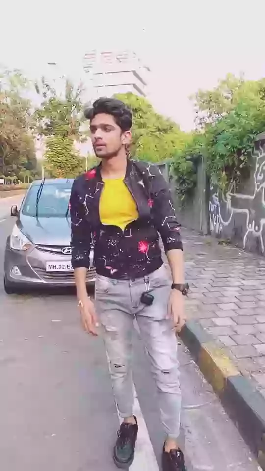 Funny Prank On Cute Girls Desi Boy