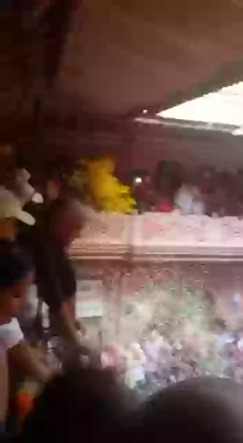 Team India Playing Holi In Bus