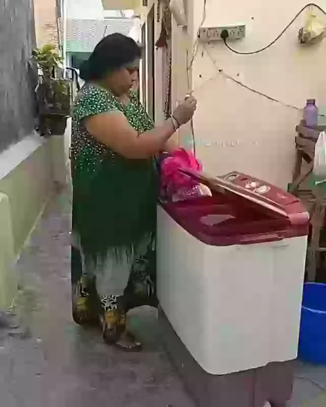 How To Scare Someone Whatsapp Prank GIF Video Download