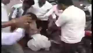 Public Ne Buri Tarah Pita