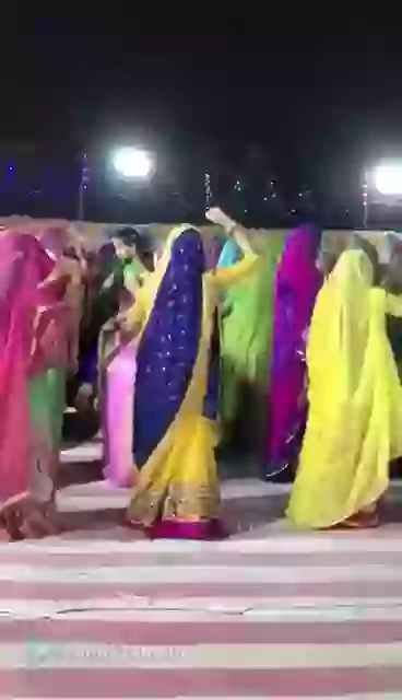 Rajasthani Beautiful Traditional Ladies Modern Dance Status