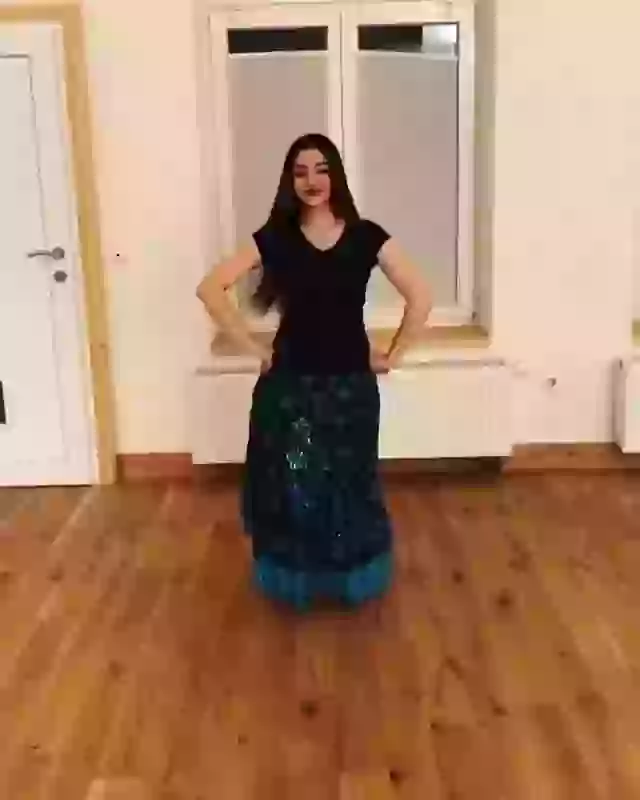 Sweety Tera Drama Hot Girl Dance Performance