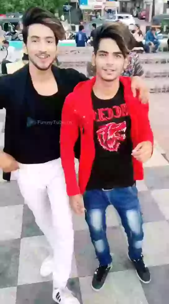 Tere Sunne Pair Punjabi Boys Selfie Video