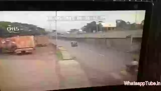 Truck Fall down from bridge