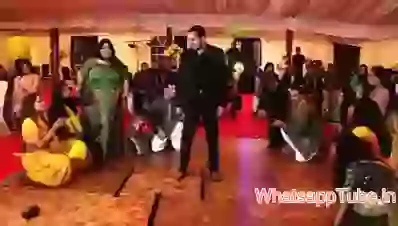 Tu Kya Mange Ga Sona Chandi