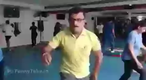 Watch How Gujjus Work Out Amazing Status Video